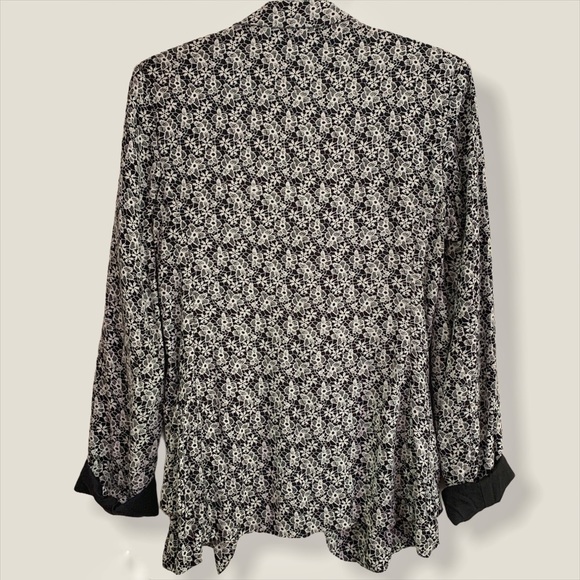 Talula Black and White Summer Blazer - Picture 2 of 4